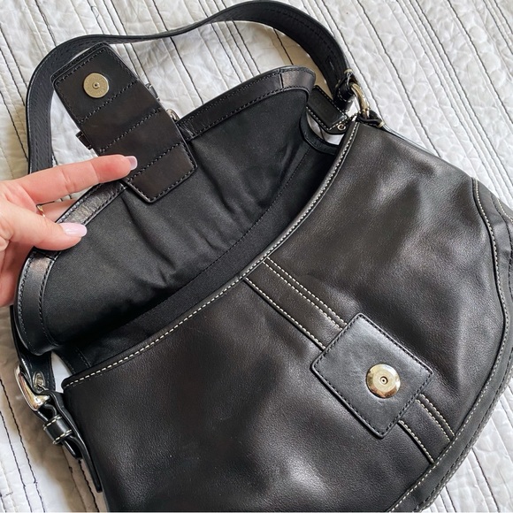 COACH Soho Flap Bag Vintage Y2K Black Leather Silver Buckle - Picture 9 of 12